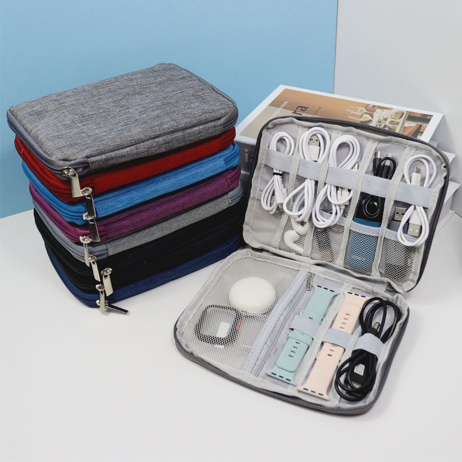 Tech Accessories Travel Organizer Pouch - 1 szt. Etui do przechowywania kabli,