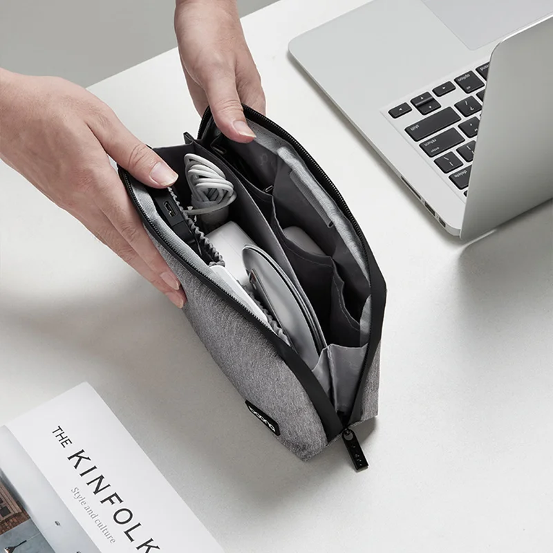 Organizer kabli w kształcie mu – Tech Accessories Storage recenzja i cena